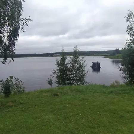 Arctic Finland مكان تخييم 3*