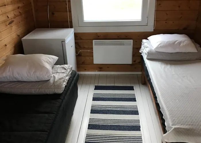 Arctic Camping 3* Пелло