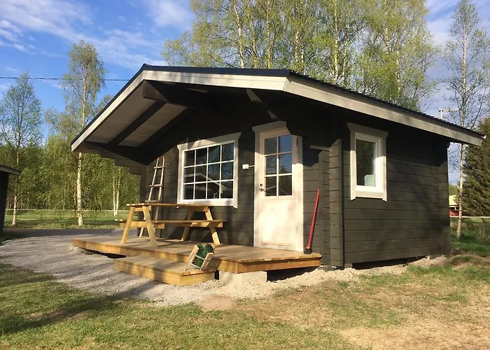 Arctic Camping Кемпинг Пелло